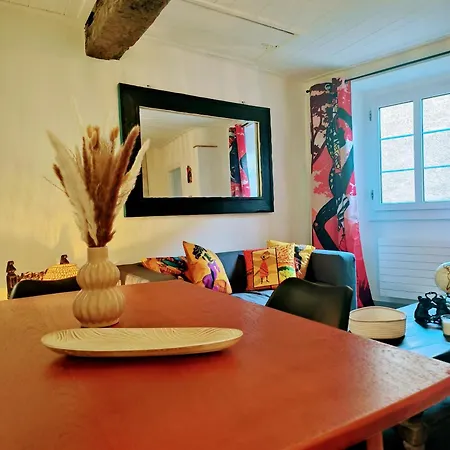 A Ethnic Lägenhet